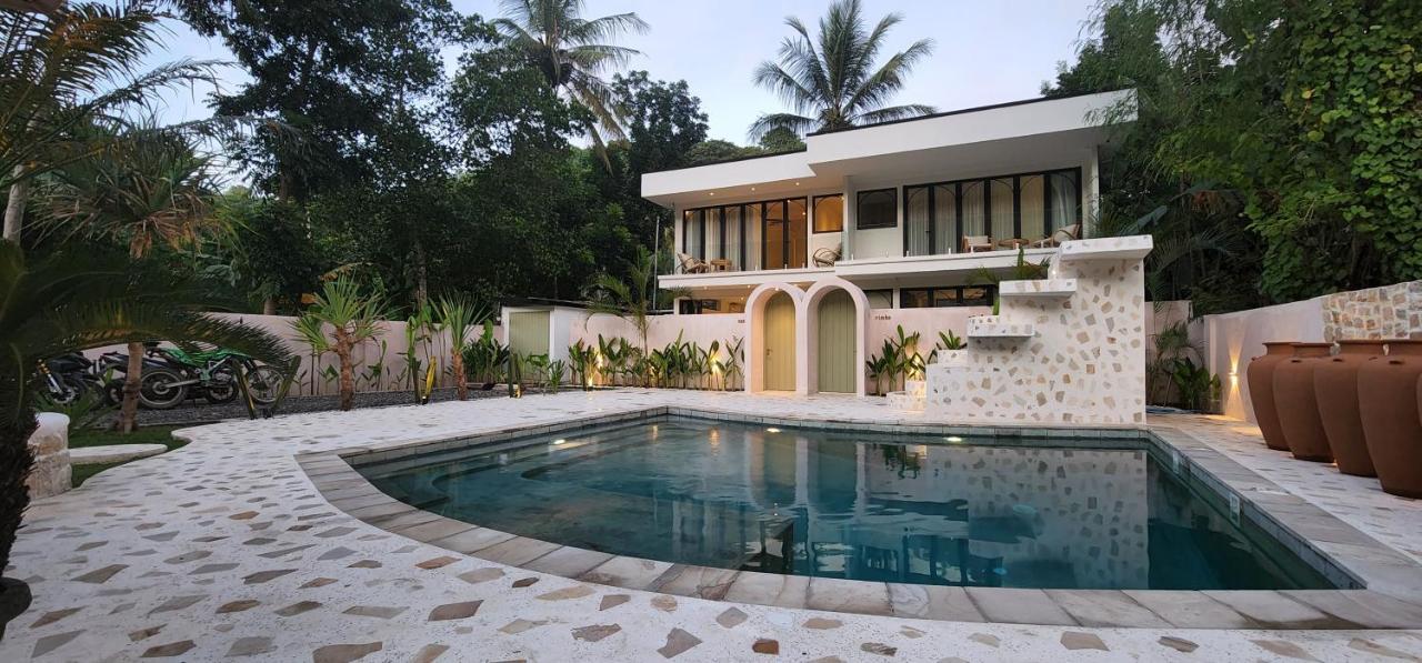 Tiu Oasis Lombok Kuta (Lombok)