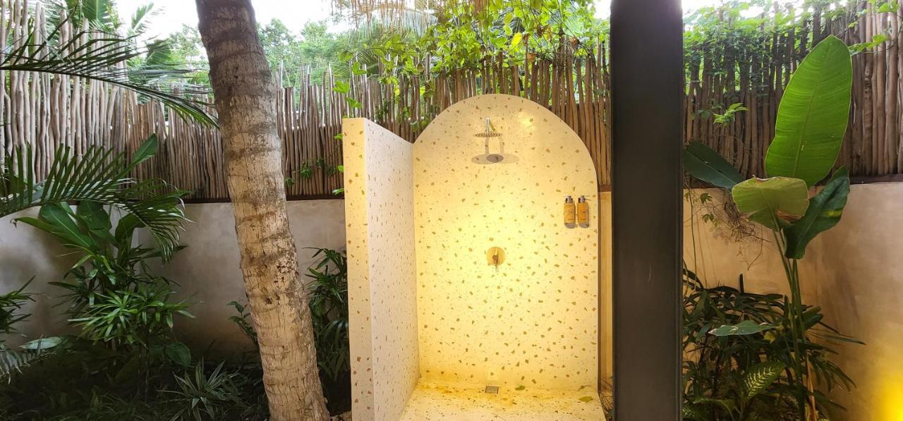 Tiu Oasis Lombok * Kuta (Lombok)